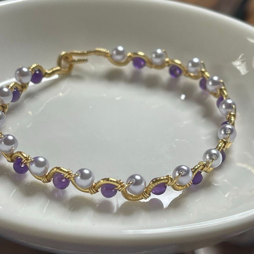Rebekah bangle bracelet 8” gold copper core lavender purple shell beads pearls a